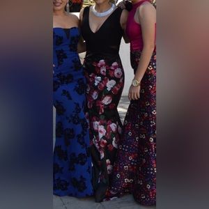 Xcape floral formal dress